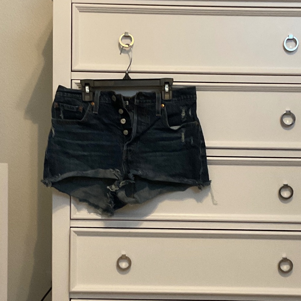 #0447 Jean Shorts Size 27 Brand Levi’s